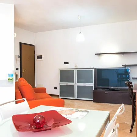 Pusiano - Living * Bosisio Parini